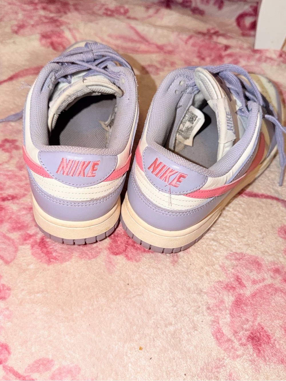 Nike Women Lavender and Pink Low-Top Sneakers